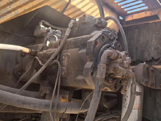 徐工XE470D履带式挖掘机