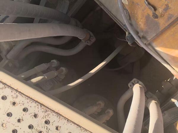 徐工XE470D履带式挖掘机