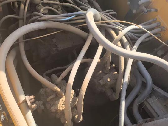 徐工XE470D履带式挖掘机