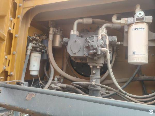 徐工XE600GK履带式挖掘机