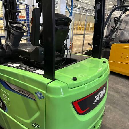 徐工XCB20-LW2-G电动平衡重叉车