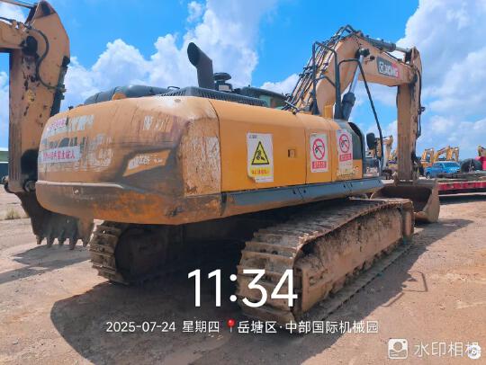 徐工XE400DK履带式挖掘机