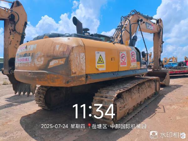 徐工XE400DK履带式挖掘机