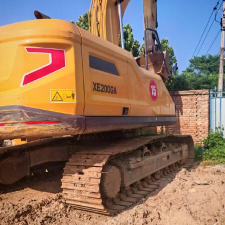 徐工XE200GA履带式挖掘机