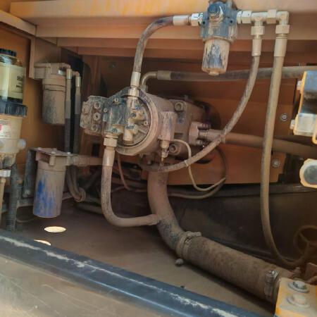 徐工XE200GA履带式挖掘机