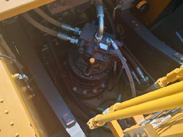 徐工XE200GA履带式挖掘机