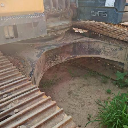 徐工XE200GA履带式挖掘机