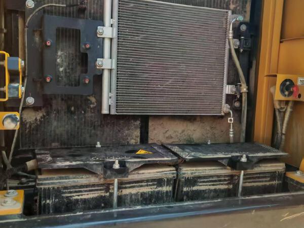 徐工XE200GA履带式挖掘机