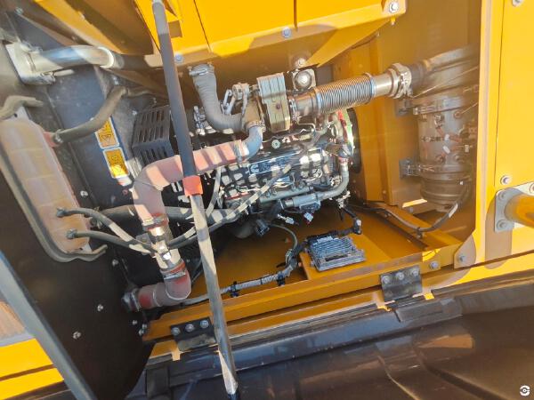 徐工XE200GA履带式挖掘机