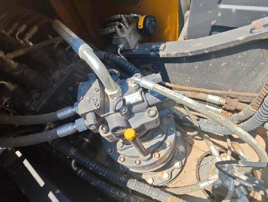 徐工XE200GA履带式挖掘机