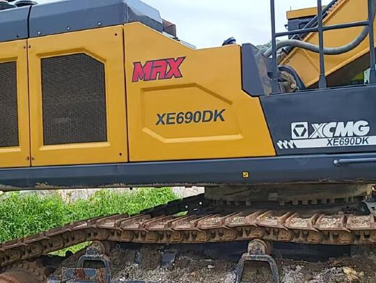 徐工XE690DK履带式挖掘机