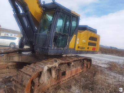 徐工XE600DKMAX履带式挖掘机