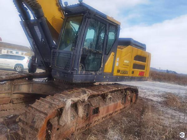 徐工XE600DKMAX履带式挖掘机