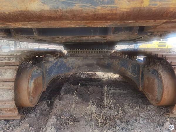 徐工XE600DKMAX履带式挖掘机