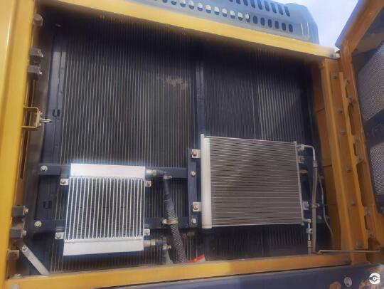 徐工XE600DKMAX履带式挖掘机