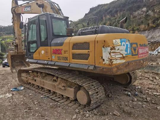 徐工XE270DK履带式挖掘机