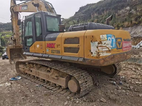 徐工XE270DK履带式挖掘机