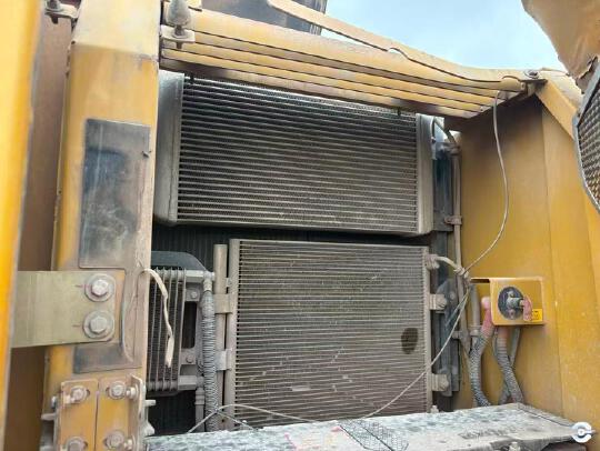 徐工XE200DA履带式挖掘机