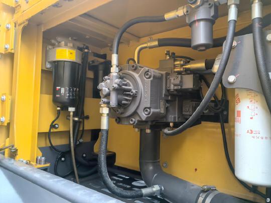 徐工XE335GK履帶式挖掘機(jī)