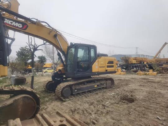 徐工XE200GH履带式挖掘机