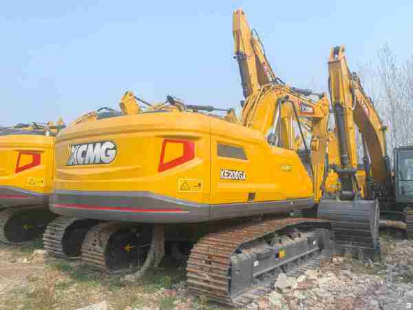 徐工XE200GA履带式挖掘机