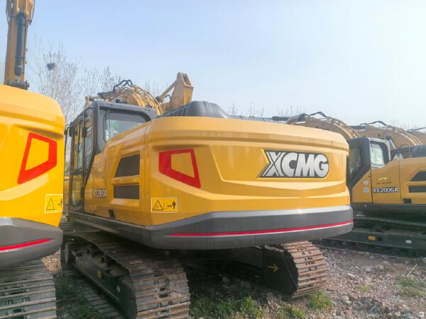 徐工XE200GA履带式挖掘机