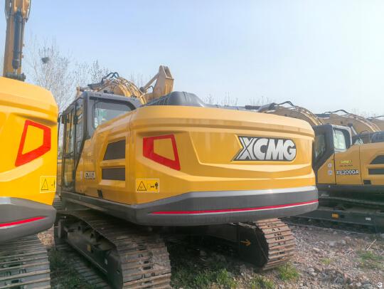 徐工XE200GA履带式挖掘机