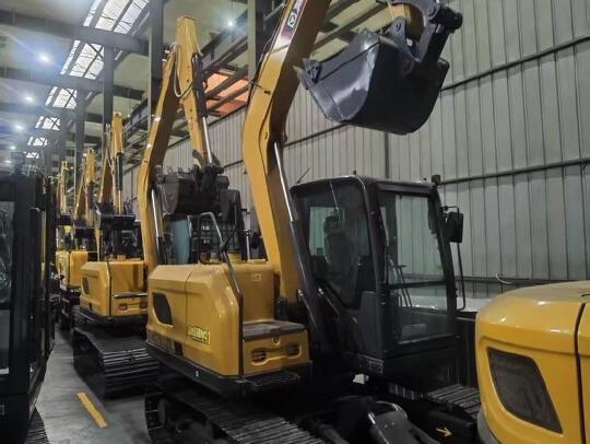 徐工XE75G履带式挖掘机