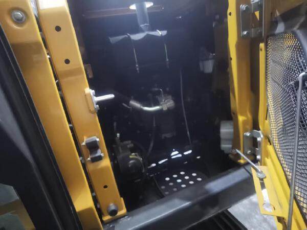 徐工XE75G履带式挖掘机