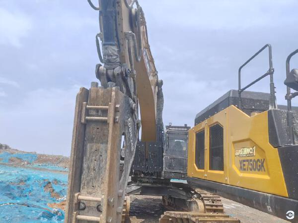 徐工XE750GK履带式挖掘机