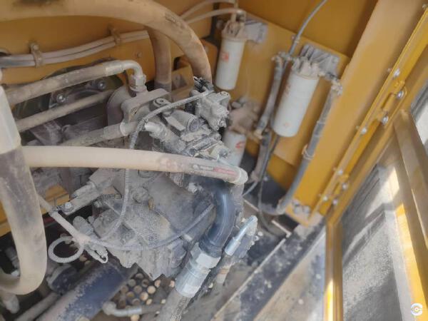 徐工XE750GK履带式挖掘机