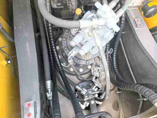 徐工XE200GH履带式挖掘机