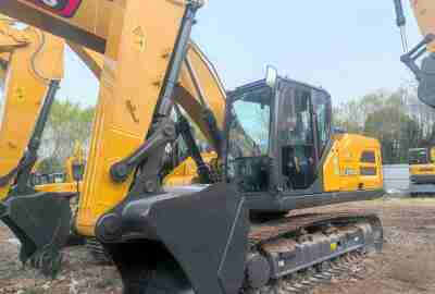 徐工XE200GA履带式挖掘机