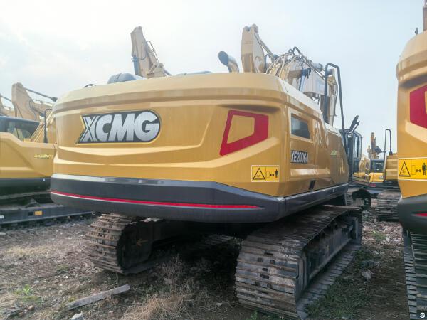 徐工XE200GA履带式挖掘机