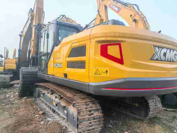 徐工XE200GA履带式挖掘机