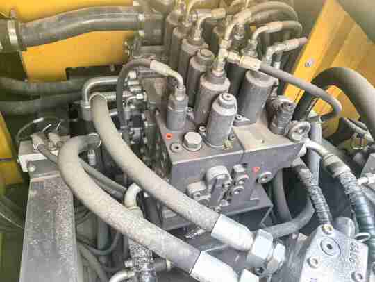 徐工XE200GA履带式挖掘机