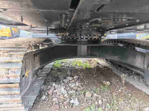 徐工XE200GA履带式挖掘机