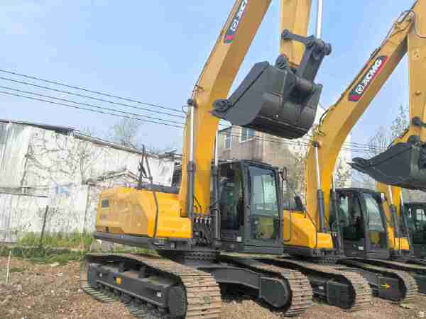 徐工XE200GH履带式挖掘机