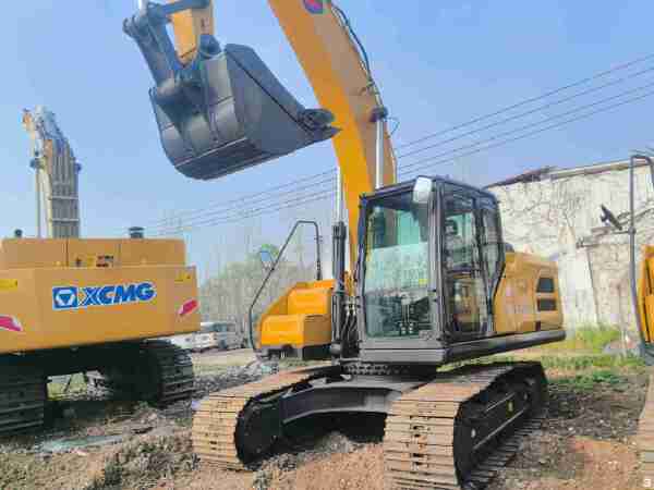 徐工XE200GH履带式挖掘机