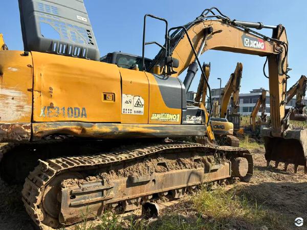 徐工XE310DA履带式挖掘机