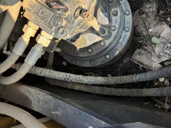 徐工XE310DA履带式挖掘机