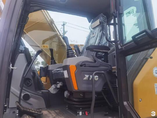 徐工XE200GH履带式挖掘机