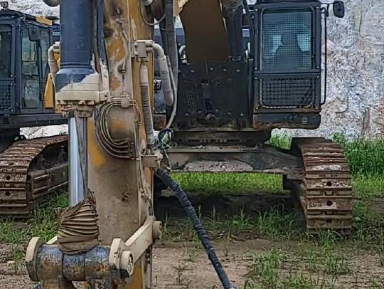 徐工XE690DK履带式挖掘机