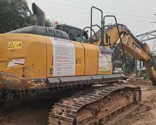 徐工XE245DK履带式挖掘机