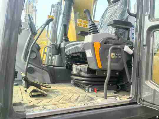 徐工XE200GH履带式挖掘机