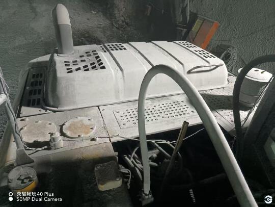 徐工XE245DK履带式挖掘机