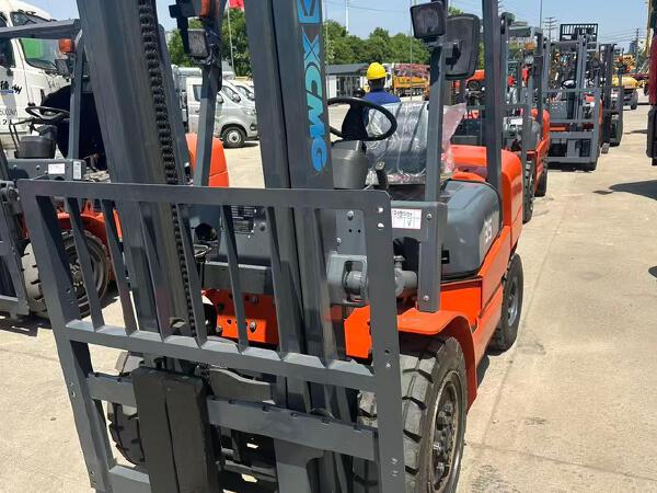 徐工XCB-D35内燃平衡重叉车3.5吨柴油叉车