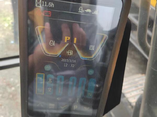 徐工XE105GA履带式挖掘机