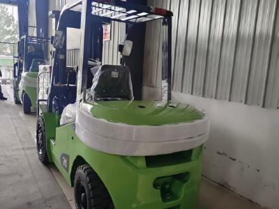 徐工XVB35Z-L3电动平衡重叉车