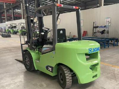 徐工XVB35Z-L3电动平衡重叉车